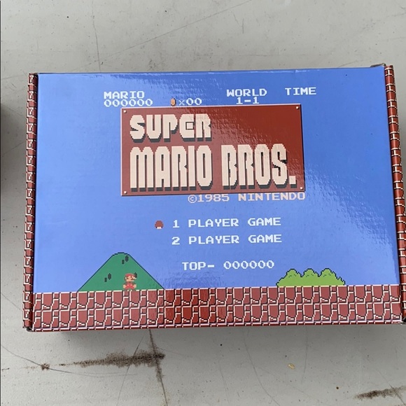 Super Mario Collectors Box - Picture 1 of 5